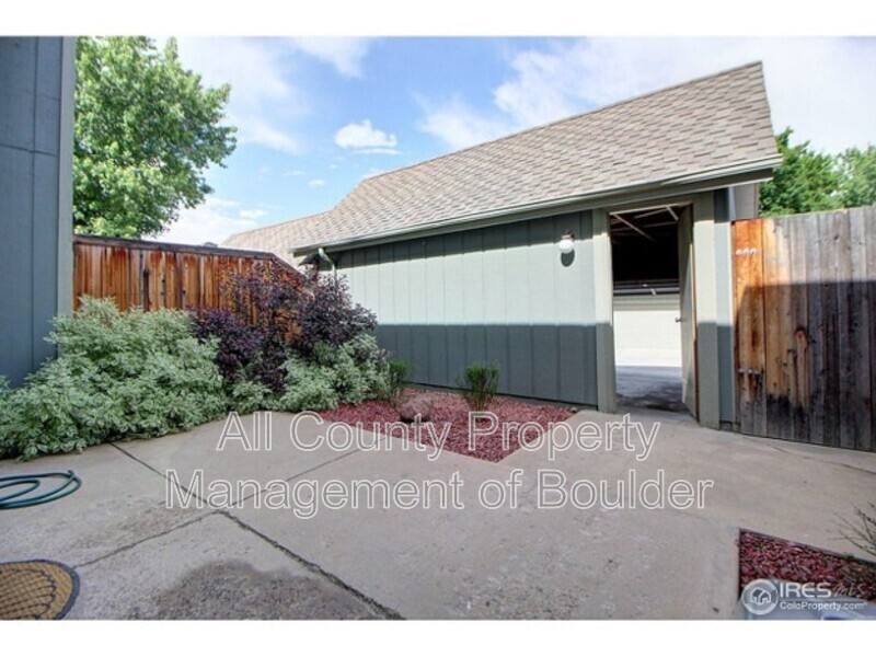 Townhouse for rent at 14 Benthaven Place, Boulder, CO 80305