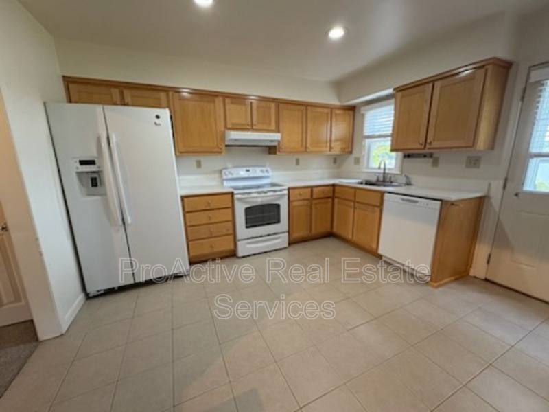 Townhouse for rent at 3021 Luxembourg St #A, Norfolk, VA 23509