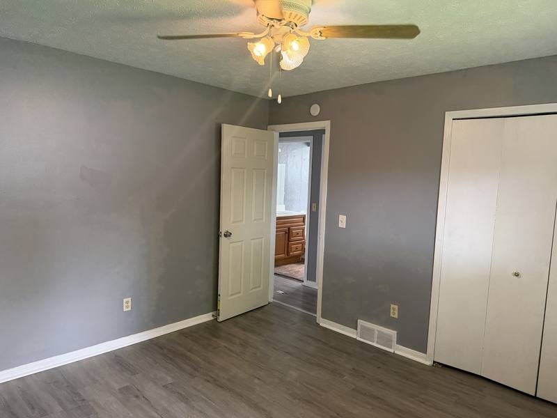 Apartment for rent at 11213 McCracken Rd #DOWNSTAIRS, Cleveland, OH 44125