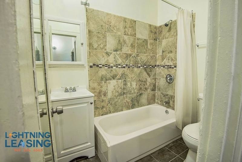 Apartment for rent at 415 S Westlake Ave #208, Los Angeles, CA 90057