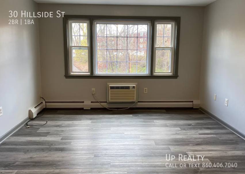 Apartment for rent at 30 Hillside St, East Hartford, CT 06108