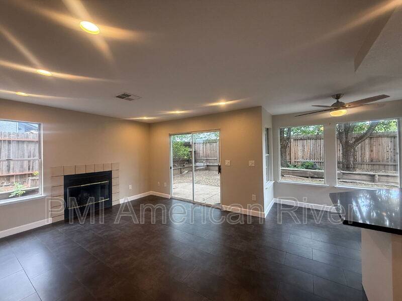 House for rent at 3400 Cobblestone Dr, Rocklin, CA 95765
