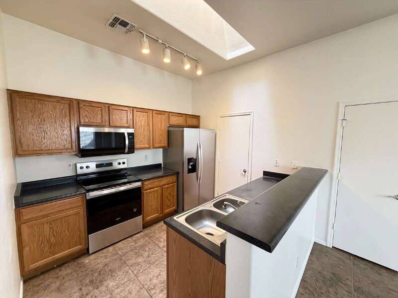 Condo for rent at 16620 S 48th St #83, Phoenix, AZ 85048