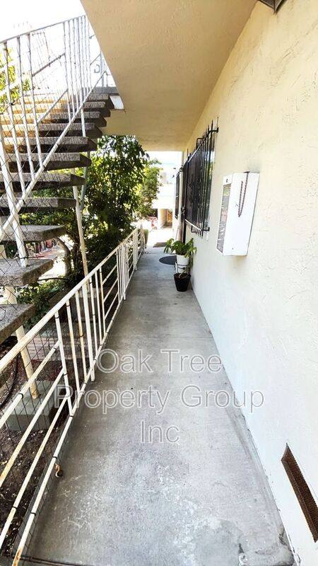 Apartment for rent at 2858-2860 Brookdale Ave #D, Oakland, CA 94606