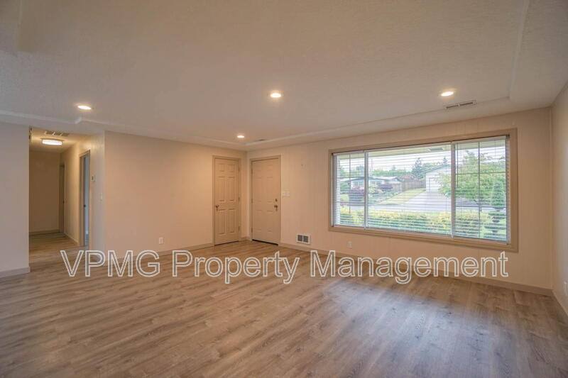 House for rent at 5404 NE 45th St, Vancouver, WA 98661