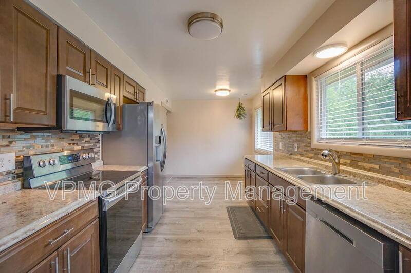 House for rent at 5404 NE 45th St, Vancouver, WA 98661