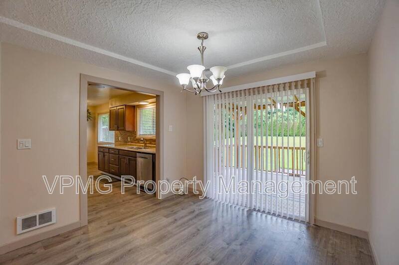 House for rent at 5404 NE 45th St, Vancouver, WA 98661