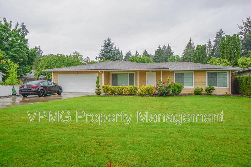 House for rent at 5404 NE 45th St, Vancouver, WA 98661