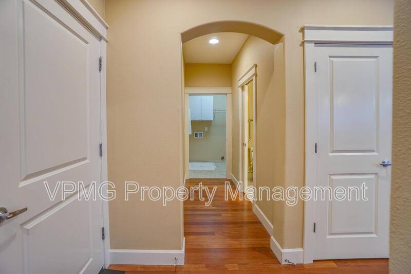 House for rent at 1403 SE 194th Place, Camas, WA 98607