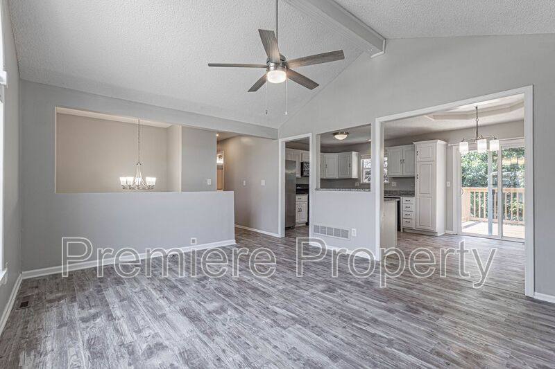 House for rent at 7408 N Atkins Ave, Kansas City, MO 64152