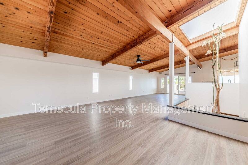 House for rent at 2655 Loring St, San Diego, CA 92109