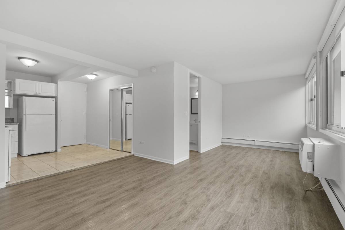 Apartment for rent at 1344 N Dearborn, Chicago, IL 60610