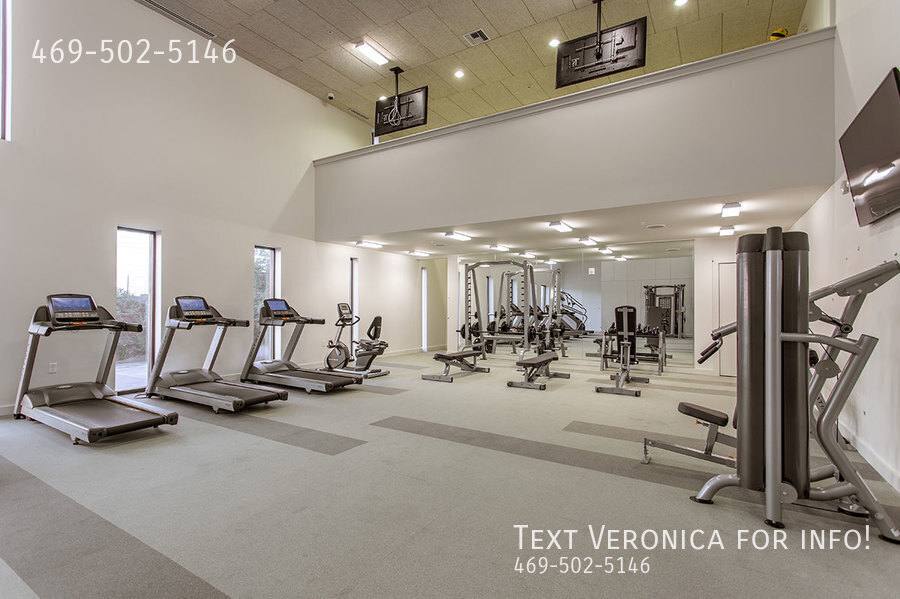 Apartment for rent at 1100 S Lamar Blvd, Austin, TX 78704