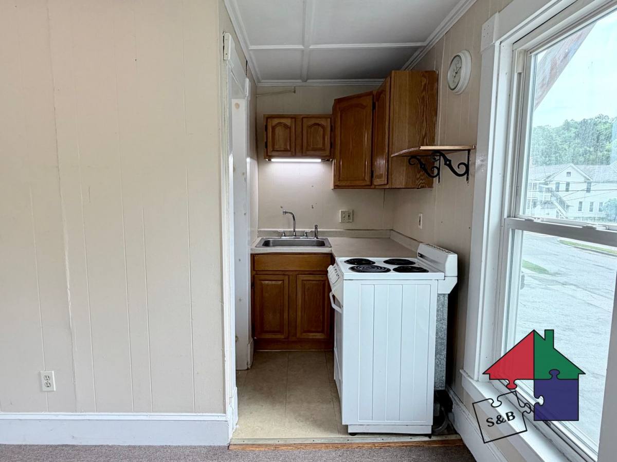 Apartment for rent at 8 N St, Barre, VT 05641