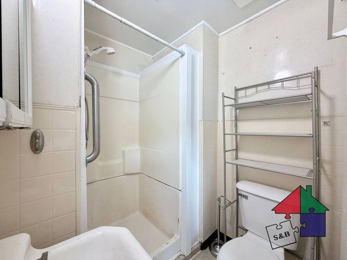 Apartment for rent at 8 N St, Barre, VT 05641