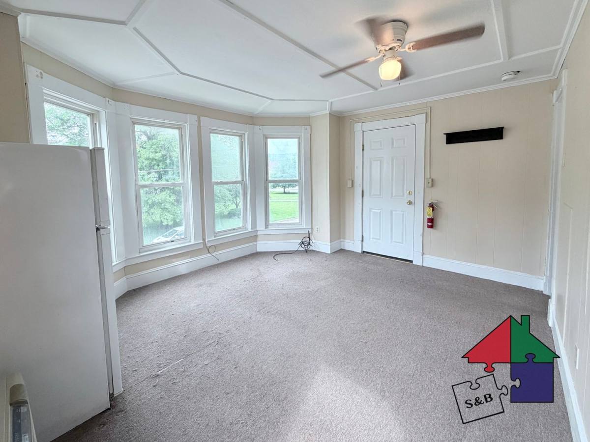 Apartment for rent at 8 N St, Barre, VT 05641