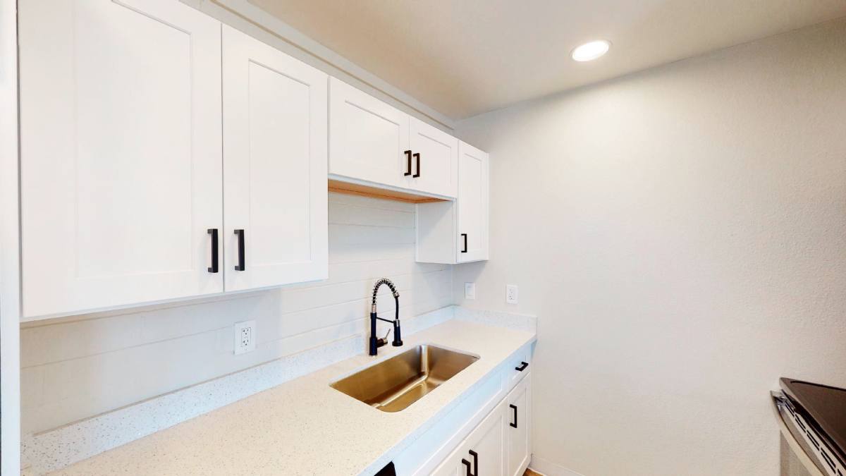 Apartment for rent at 1714 E Ocotillo Rd, Phoenix, AZ 85016