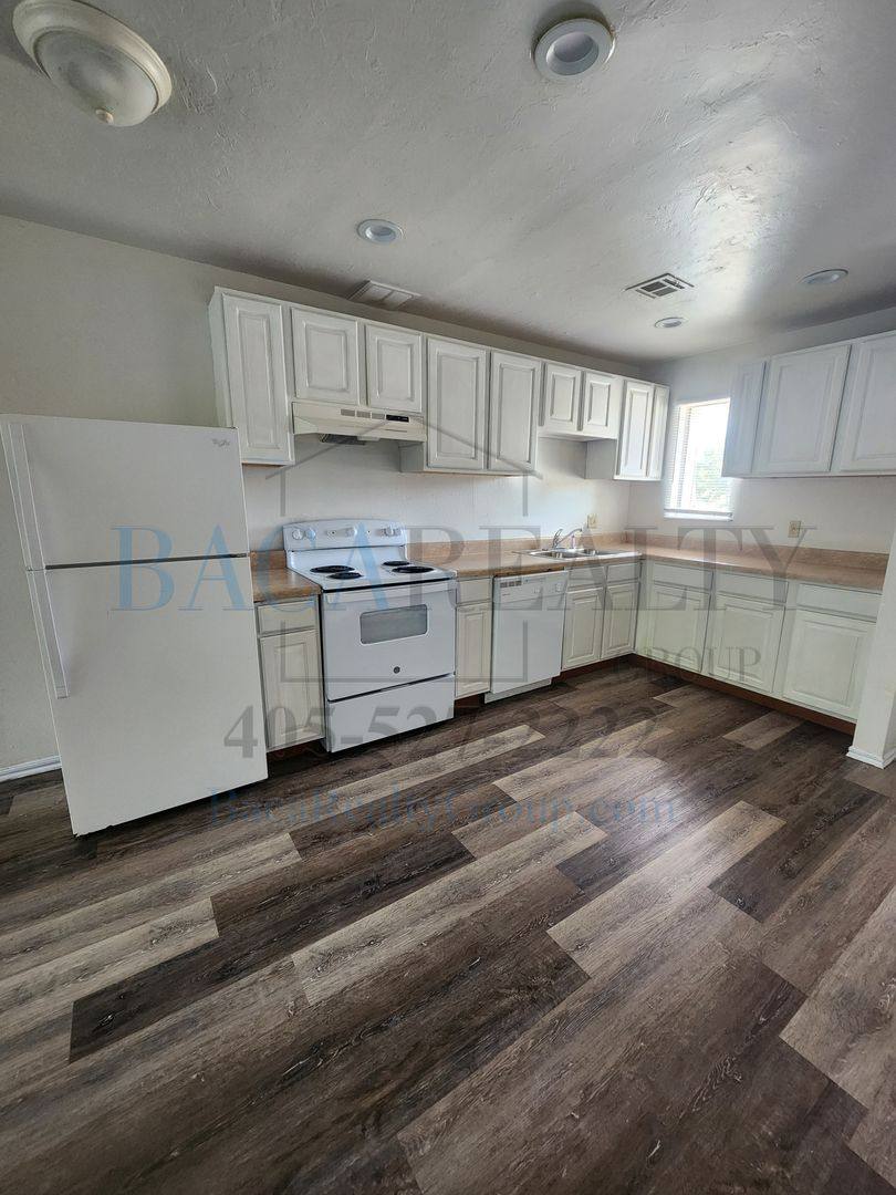 Apartment for rent at 2258 Donna Dr, Norman, OK 73071