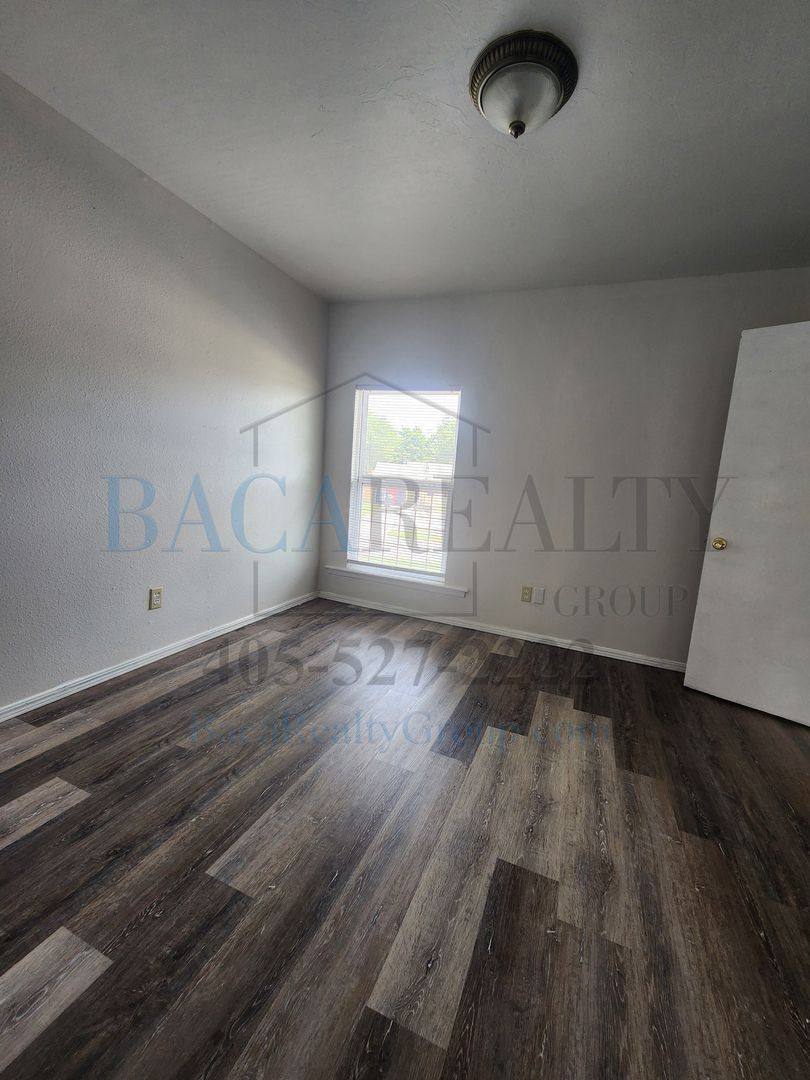 Apartment for rent at 2258 Donna Dr, Norman, OK 73071