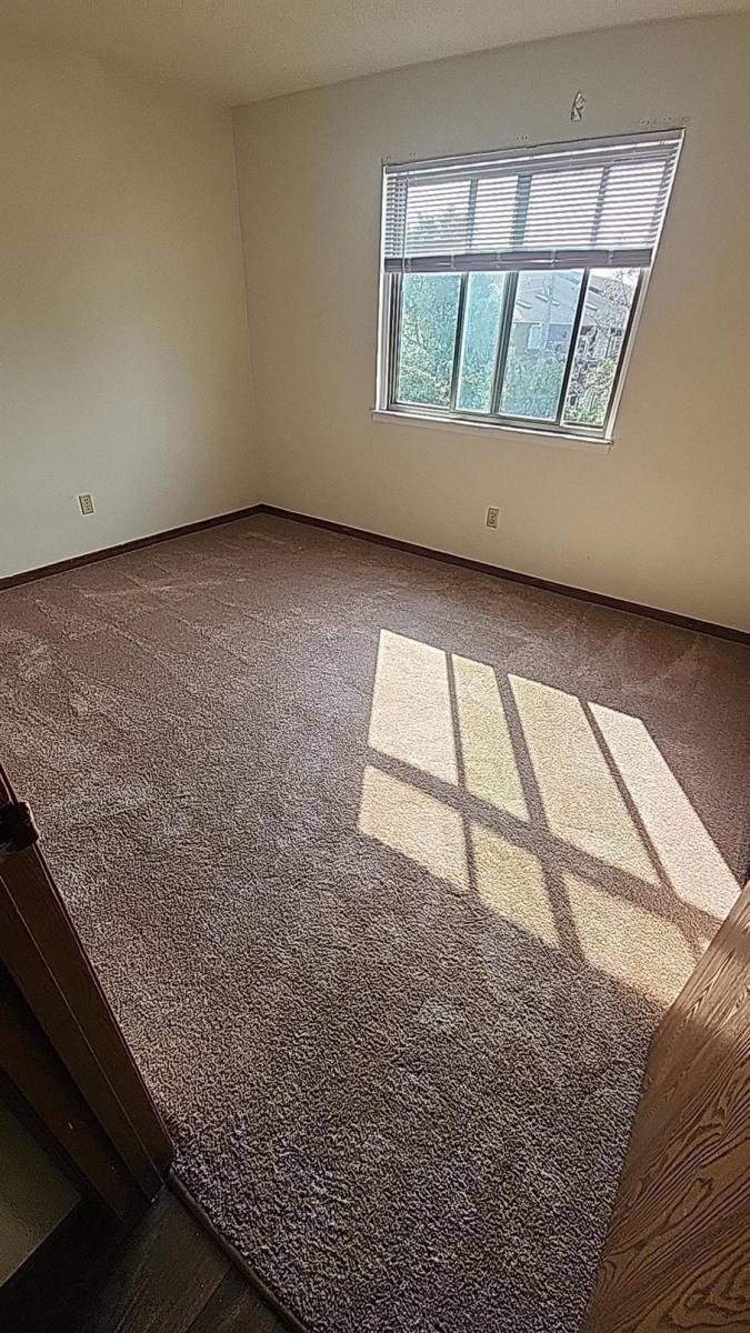 Apartment for rent at 34 Lincoln Ave, Iowa City, IA 52245