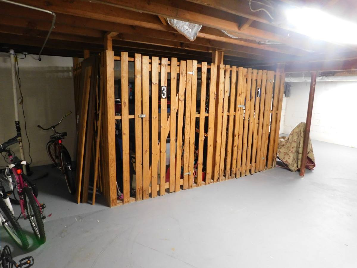 Apartment for rent at 1400-1404-1408 Eder Lane, West Bend, WI 53095