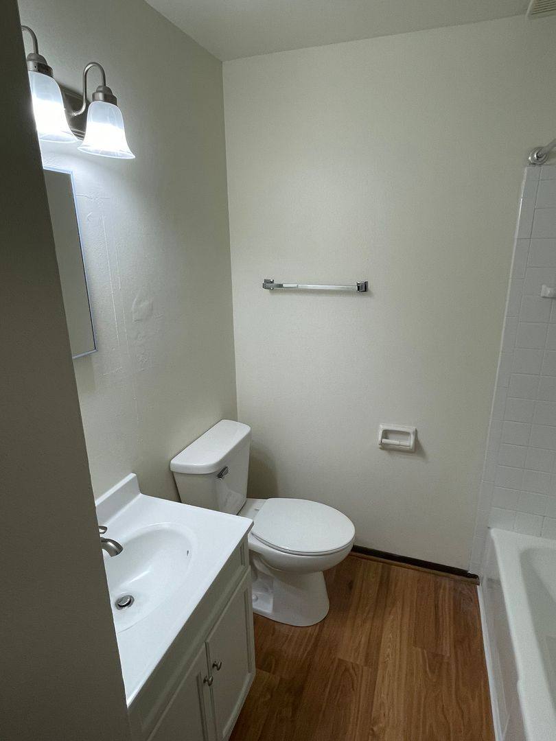 Apartment for rent at 1400-1404-1408 Eder Lane, West Bend, WI 53095