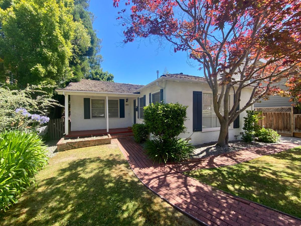 House for rent at 260 Colorado Ave, Palo Alto, CA 94301