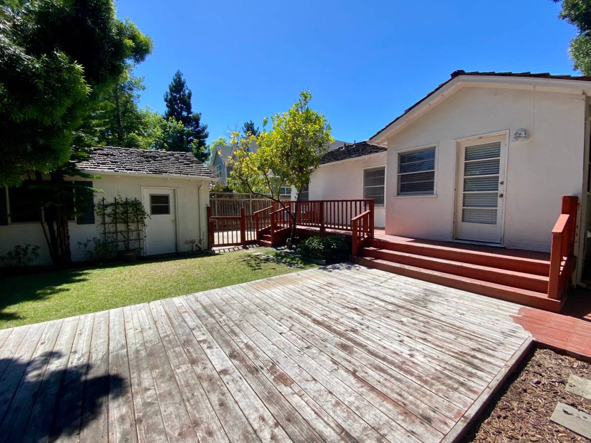 House for rent at 260 Colorado Ave, Palo Alto, CA 94301