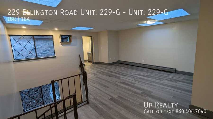Apartment for rent at 229 Ellington Rd, East Hartford, CT 06108