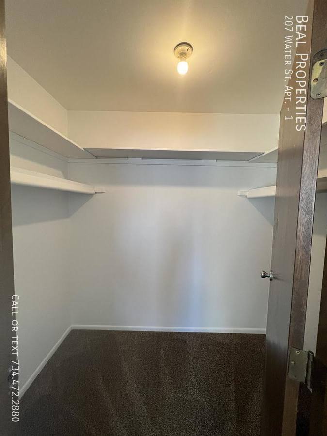 Apartment for rent at 207 Water St, Brooklyn, MI 49230