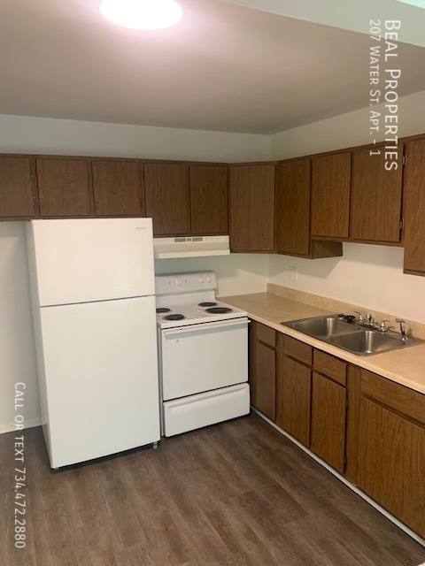 Apartment for rent at 207 Water St #1, Brooklyn, MI 49230