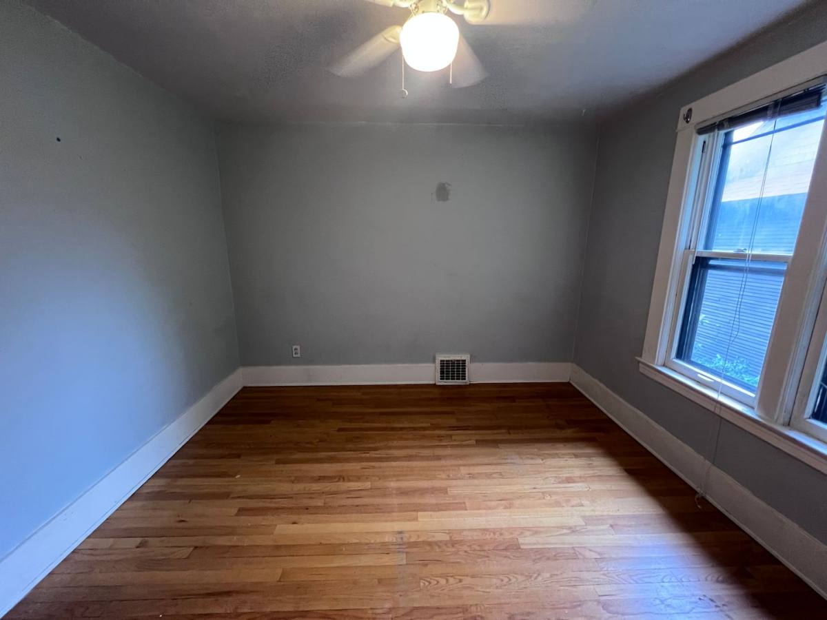 Townhouse for rent at 254 Warren Ave SE, Grand Rapids, MI 49506
