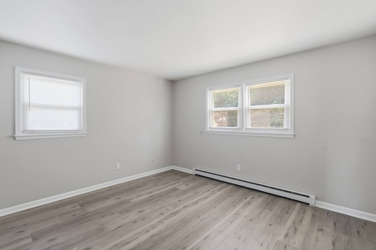 Apartment for rent at 285-291-293 State St, Ludlow, MA 01056
