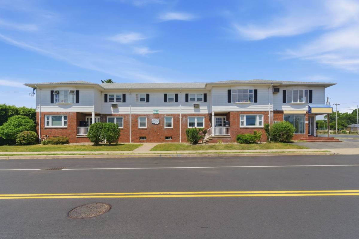 Apartment for rent at 285-291-293 State St, Ludlow, MA 01056