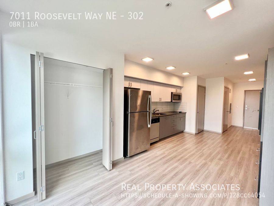 Apartment for rent at 7011 Roosevelt Way NE, Seattle, WA 98115