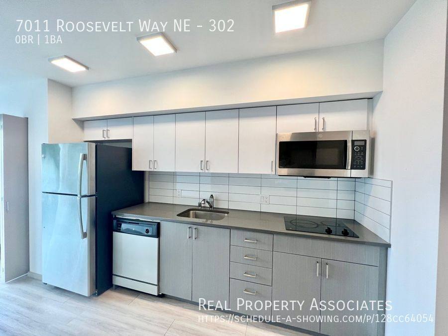 Apartment for rent at 7011 Roosevelt Way NE, Seattle, WA 98115