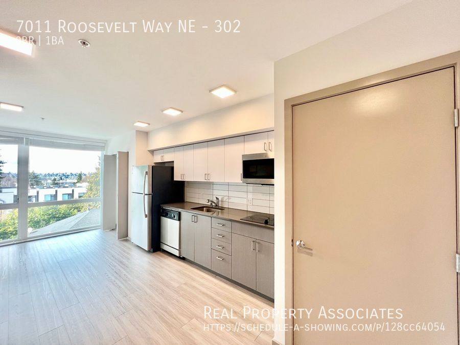Apartment for rent at 7011 Roosevelt Way NE, Seattle, WA 98115