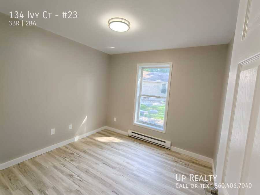 House for rent at 134 Ivy Court, Groton, CT 06340