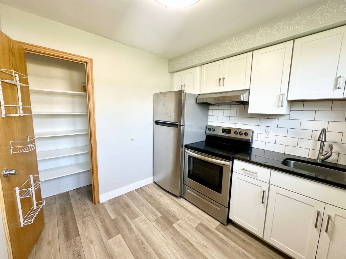 Apartment for rent at 636 Larpenteur Ave W, Saint Paul, MN 55113
