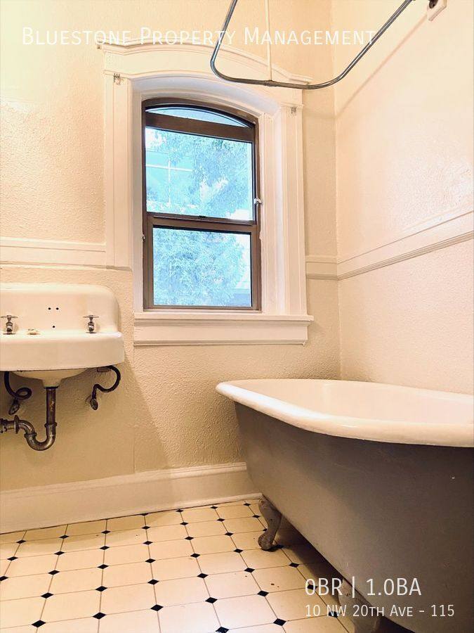 Apartment for rent at 10 NW 20th Ave, Portland, OR 97209