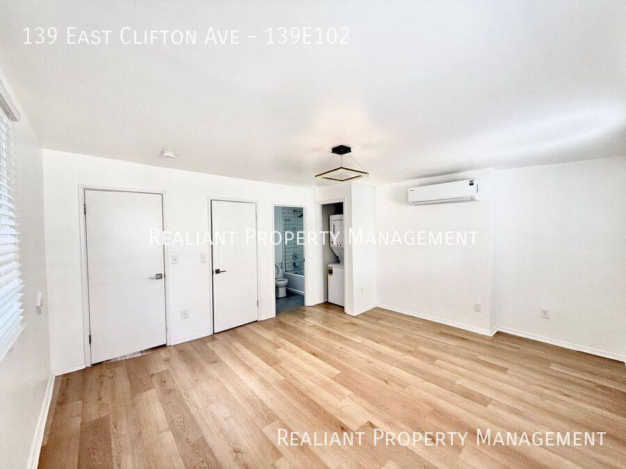Apartment for rent at 139 E Clifton Ave, Cincinnati, OH 45202