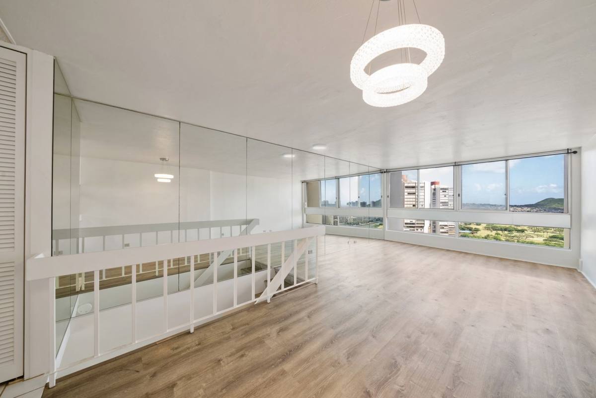 Apartment for rent at 555 University Ave #ALA Wai Plaza Skyrise, Honolulu, HI 96826