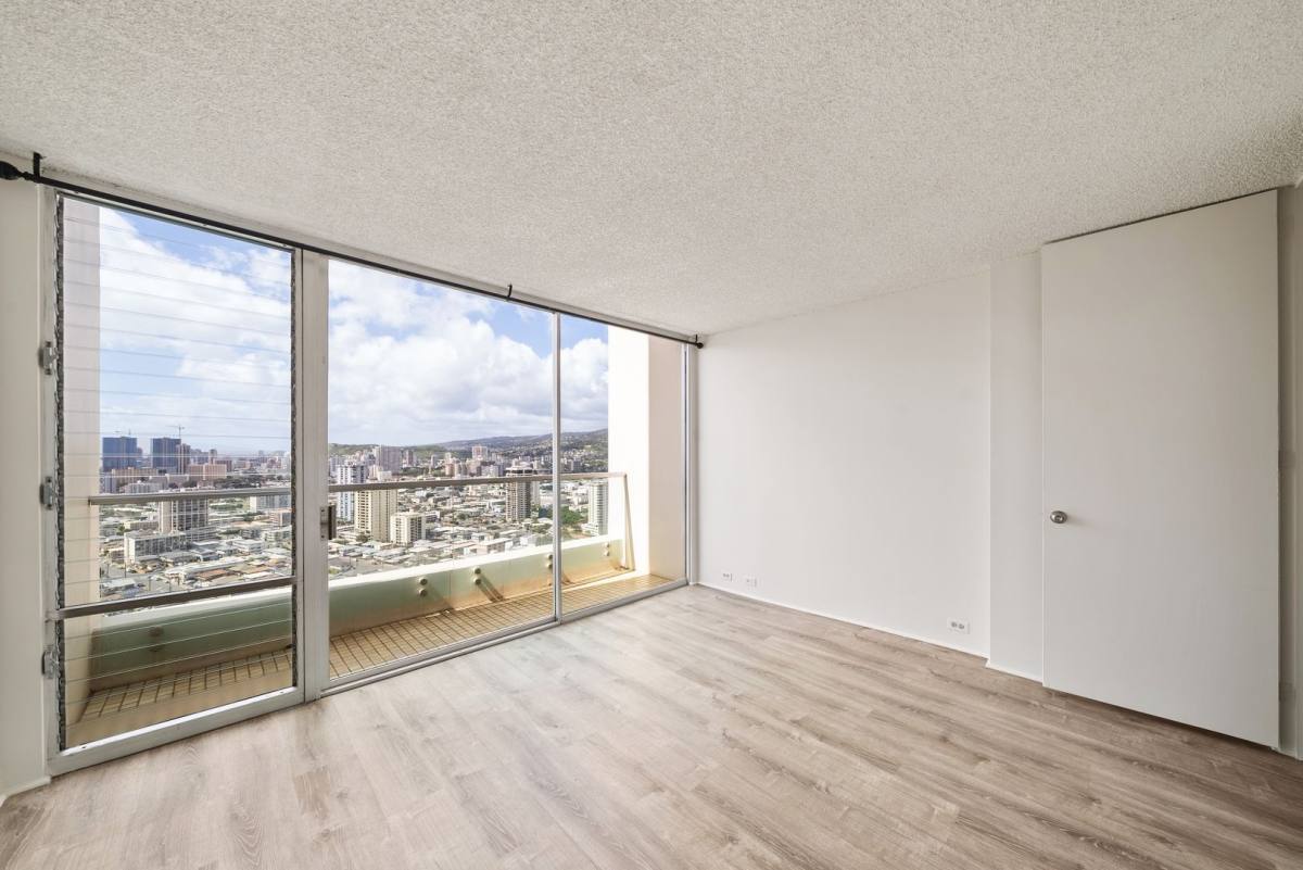 Apartment for rent at 555 University Ave #ALA Wai Plaza Skyrise, Honolulu, HI 96826