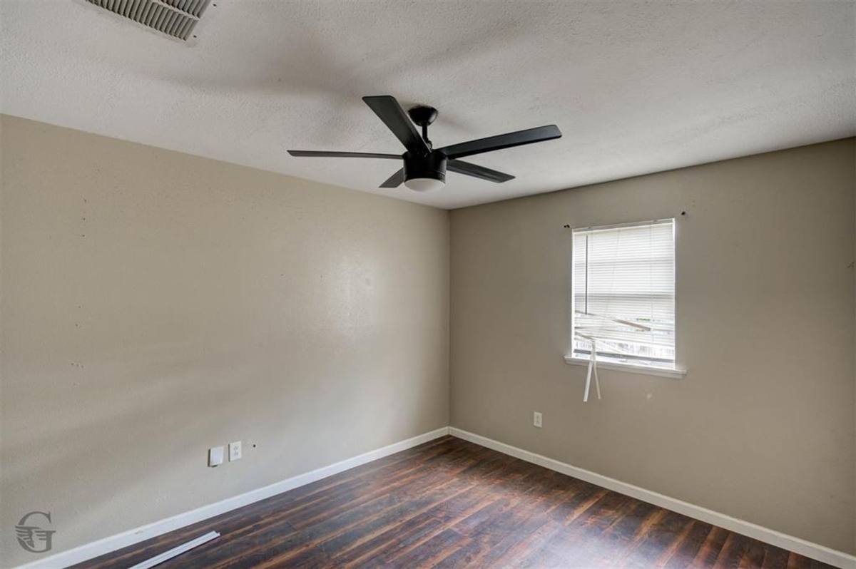 House for rent at 2804 Hood Dr, Bossier City, LA 71111