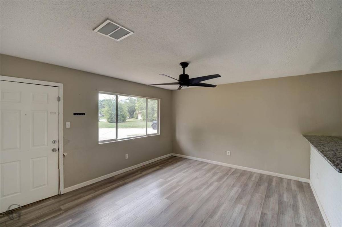 House for rent at 2804 Hood Dr, Bossier City, LA 71111