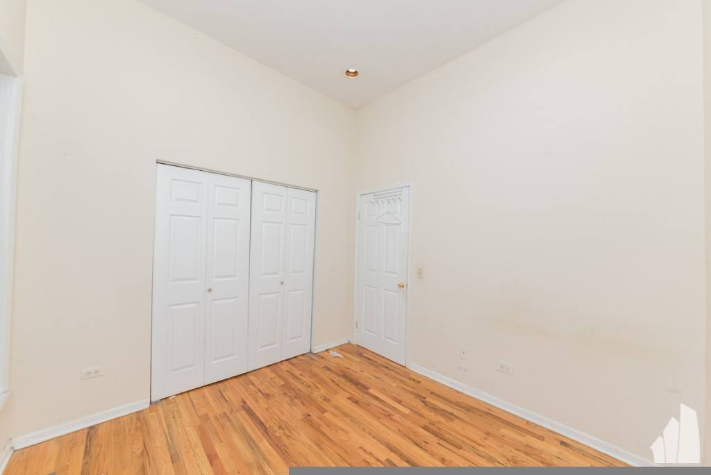 Apartment for rent at 2454 N Southport Ave, Chicago, IL 60614