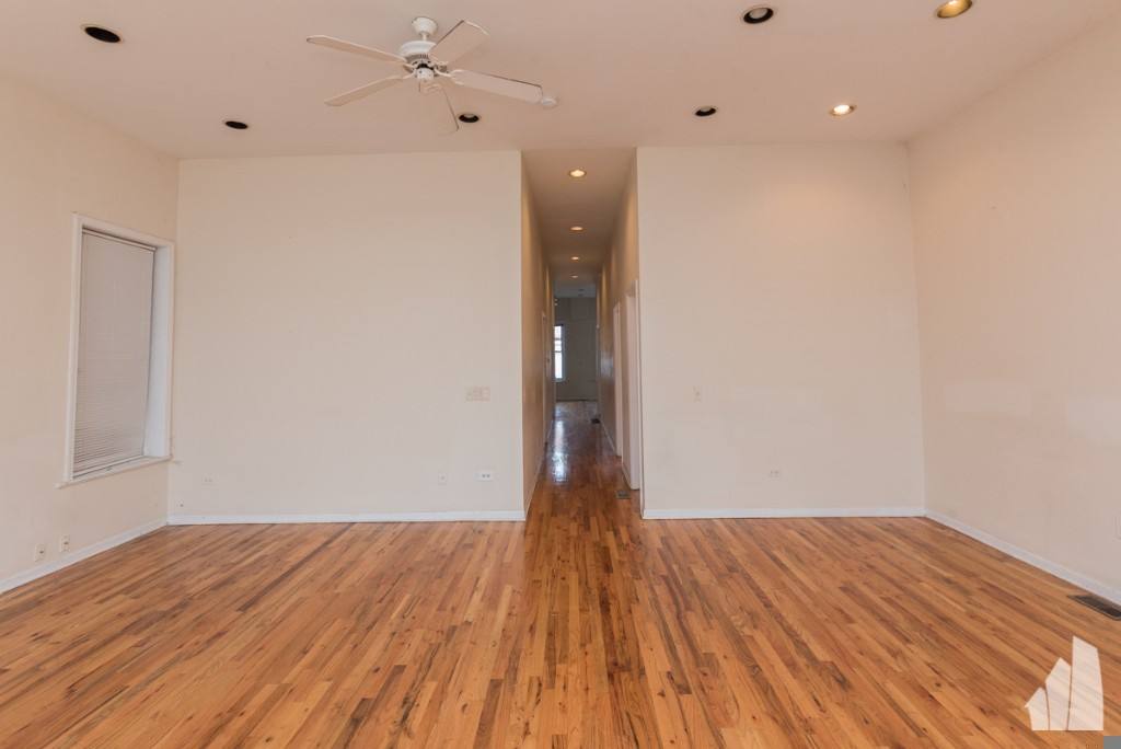 Apartment for rent at 2454 N Southport Ave, Chicago, IL 60614