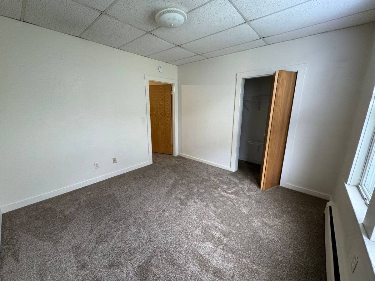 Apartment for rent at 729-731 W 1st St, Duluth, MN 55806