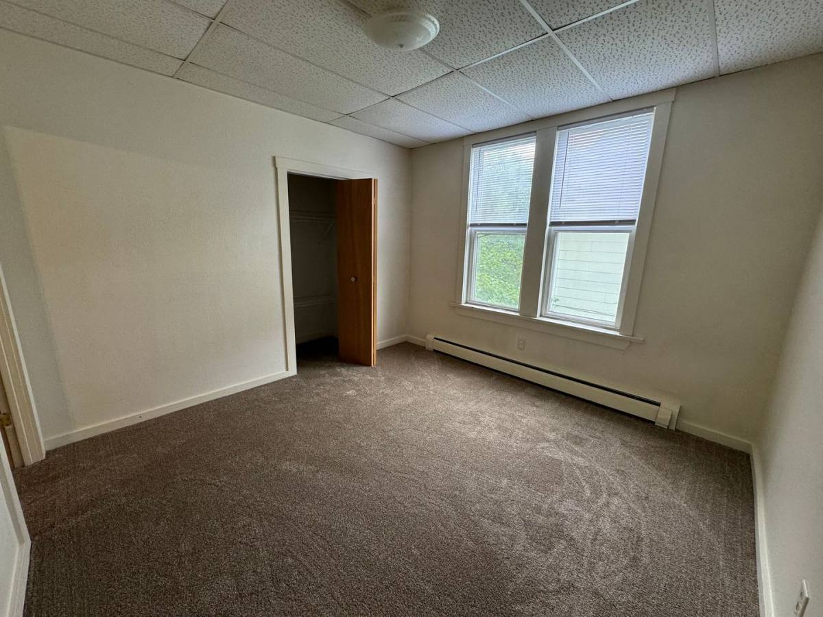 Apartment for rent at 729-731 W 1st St, Duluth, MN 55806