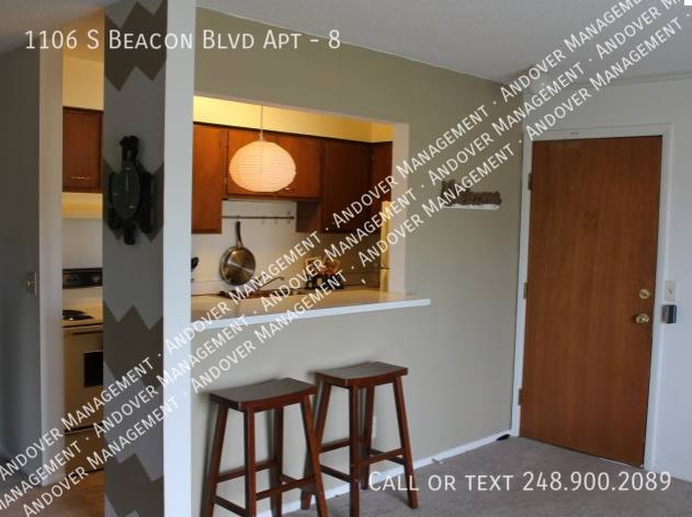 Apartment for rent at 1106 S Beacon Blvd, Grand Haven, MI 49417